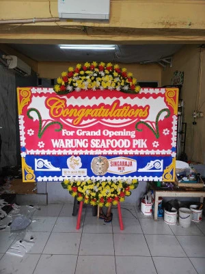 Papan Bunga di Jarum Bayat